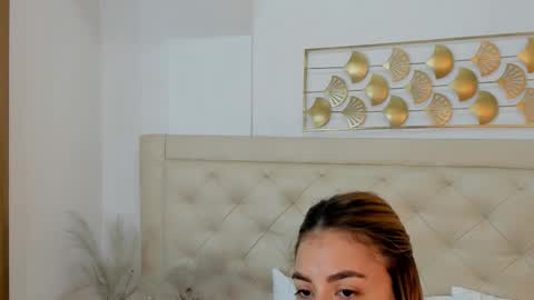 lucia_lorenz online show from October 30, 2025, 11:22 am