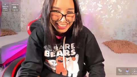 L U C I A online show from November 1, 2025, 12:51 pm