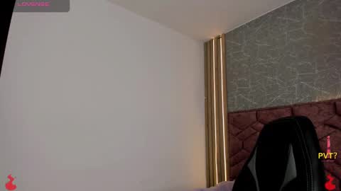 lucia star  online show from December 10, 2024, 10:16 pm