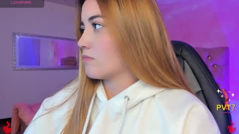 lucia star  online show from February 7, 2025, 5:52 am