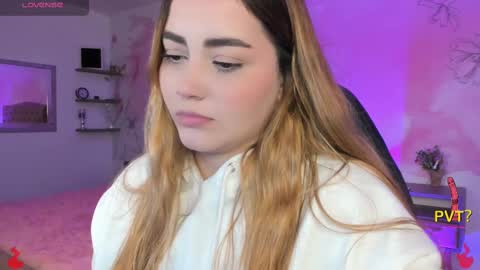 lucia star  online show from February 12, 2025, 2:56 am