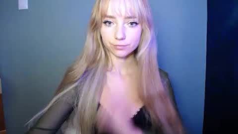 Lucy online show from October 2, 2025, 6:53 am