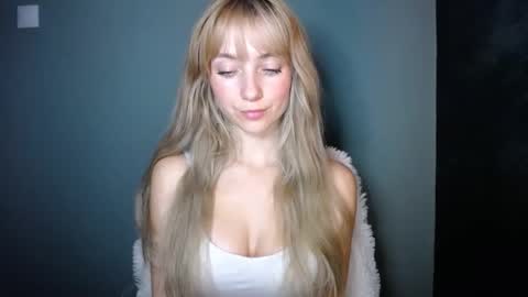 Lucy online show from November 7, 2025, 7:47 pm