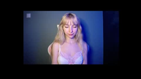 Lucy online show from May 5, 2026, 6:38 pm