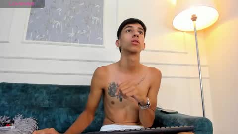 Snapshot of lucian_davi chatting on September 23, 2025, 3:53 am Pirulo online show from September 23, 2025, 3:53 am
