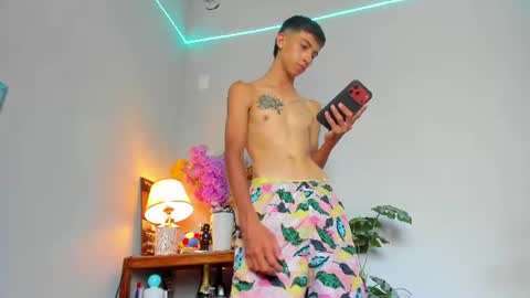 Snapshot of lucian_davii chatting on June 20, 2026, 5:27 pm Pirulo online show from June 20, 2026, 5:27 pm