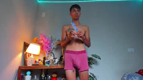 Snapshot of lucian_davii chatting on June 26, 2026, 12:53 pm Pirulo online show from June 26, 2026, 12:53 pm