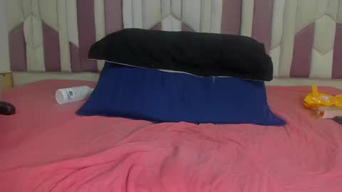 instagram luciana417  online show from February 12, 2025, 6:19 am