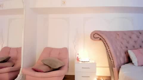 Luciana online show from November 13, 2025, 9:03 pm