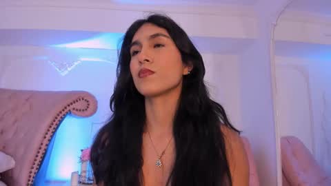 Luciana online show from March 18, 2026, 8:45 pm