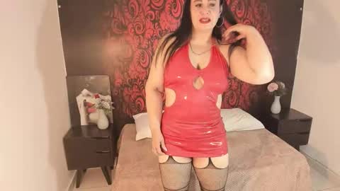 lucianablackwell online show from October 4, 2025, 2:04 pm