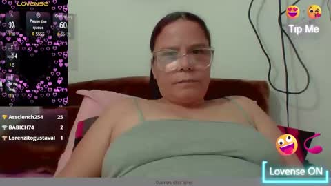 lucianamaster online show from October 3, 2025, 3:42 pm