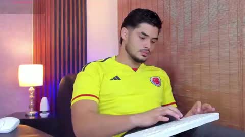 Luciano online show from July 7, 2026, 12:42 pm