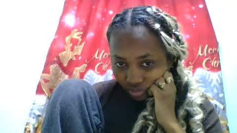 lucie196645 online show from June 27, 2026, 4:01 pm