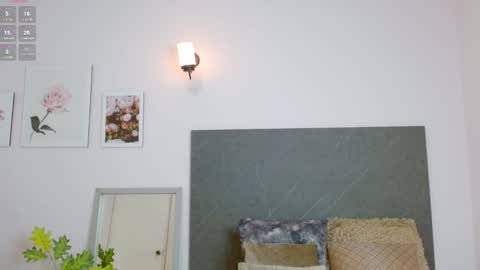 Lucie   online show from December 7, 2024, 5:53 pm