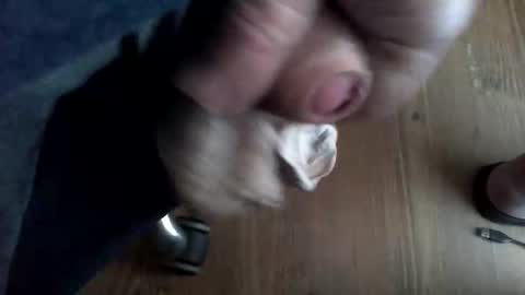 lucienal online show from November 9, 2025, 4:33 am