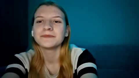 Monika online show from November 28, 2025, 3:31 am