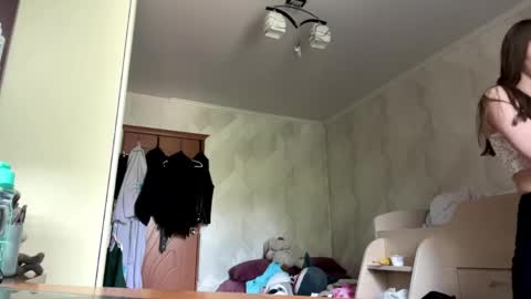 Maya online show from May 16, 2026, 6:32 am