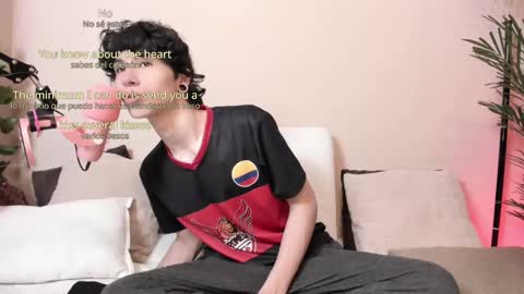 Snapshot of lucke_noor chatting on February 24, 2025, 12:20 am Noor online show from February 24, 2025, 12:20 am