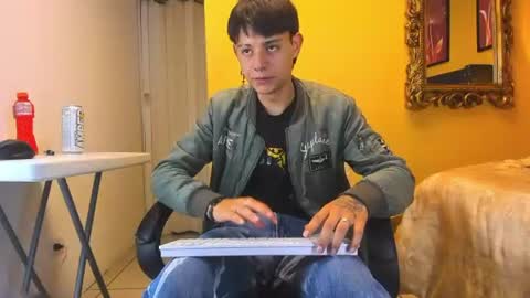 luckk_ online show from June 25, 2026, 5:12 am