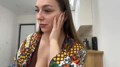 lucky_foryou_baby online show from January 19, 2026, 9:02 am