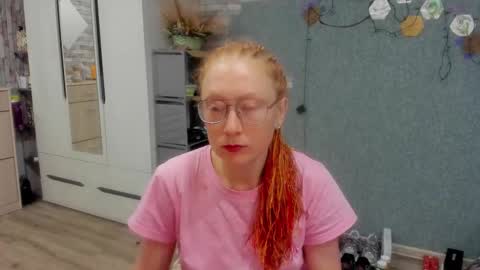 lucky_licky20 online show from December 16, 2025, 2:38 am