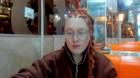 lucky_licky20 online show from January 9, 2026, 2:14 am