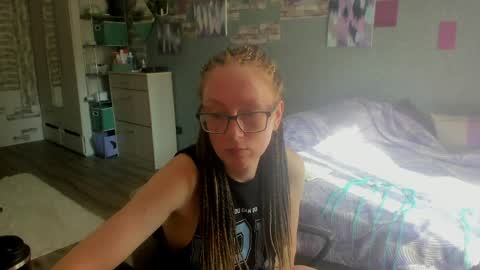Snapshot of lucky_licky20 chatting on June 7, 2026, 2:05 am lucky_licky20 online show from June 7, 2026, 2:05 am
