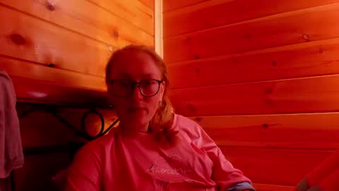 Snapshot of lucky_licky20 chatting on July 18, 2026, 1:21 am lucky_licky20 online show from July 18, 2026, 1:21 am