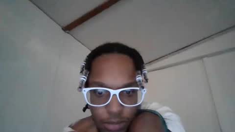 Snapshot of lucky_light_usa chatting on March 5, 2026, 4:25 pm lucky online show from March 5, 2026, 4:25 pm