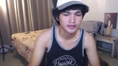 Snapshot of lucky_starxxx chatting on March 3, 2026, 6:52 am lucky online show from March 3, 2026, 6:52 am