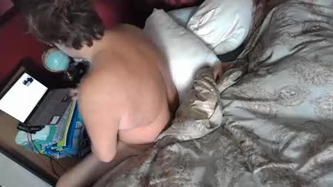 Snapshot of luckyblondecouple chatting on December 7, 2024, 1:51 pm LuckyBlondeCouple online show from December 7, 2024, 1:51 pm