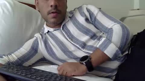 Snapshot of luckyfinalone chatting on September 29, 2025, 6:57 pm luckyfinalone online show from September 29, 2025, 6:57 pm