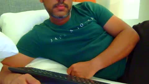 Snapshot of luckyfinalone chatting on October 5, 2025, 9:18 am luckyfinalone online show from October 5, 2025, 9:18 am