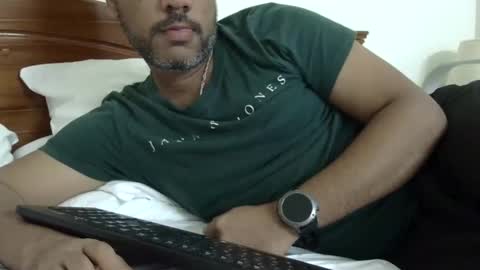 Snapshot of luckyfinalone chatting on October 5, 2025, 11:35 pm luckyfinalone online show from October 5, 2025, 11:35 pm