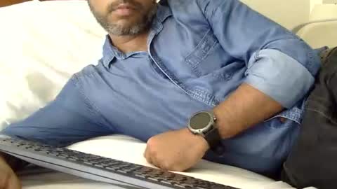 Snapshot of luckyfinalone chatting on November 5, 2025, 4:07 pm luckyfinalone online show from November 5, 2025, 4:07 pm