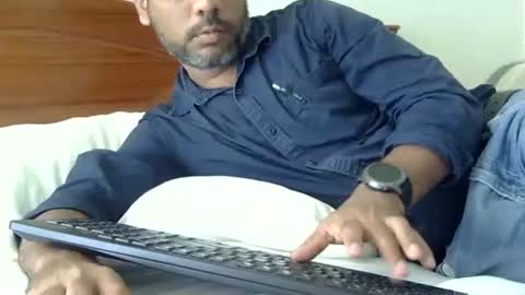 Snapshot of luckyfinalone chatting on November 6, 2025, 4:52 pm luckyfinalone online show from November 6, 2025, 4:52 pm