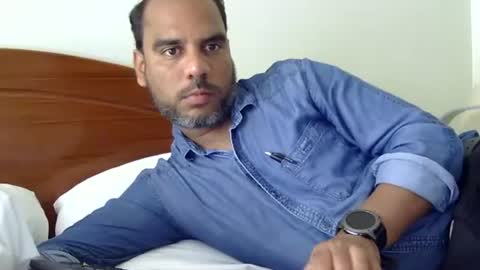 Snapshot of luckyfinalone chatting on November 18, 2025, 4:55 pm luckyfinalone online show from November 18, 2025, 4:55 pm