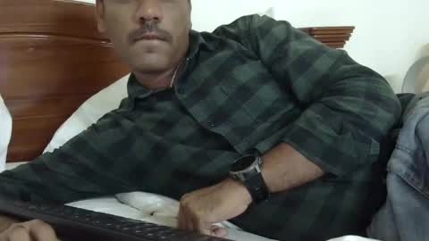 Snapshot of luckyfinalone chatting on January 15, 2026, 10:46 pm luckyfinalone online show from January 15, 2026, 10:46 pm