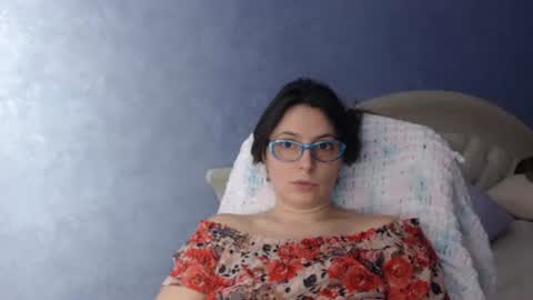 luckylinda23 online show from January 8, 2025, 4:44 pm