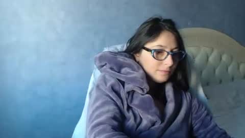 luckylinda23 online show from October 25, 2025, 10:23 am