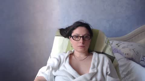 Snapshot of luckylinda23 chatting on June 18, 2026, 10:30 am luckylinda23 online show from June 18, 2026, 10:30 am