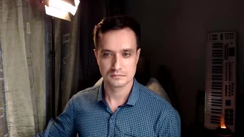 luckyman10000000 online show from November 25, 2025, 1:33 pm