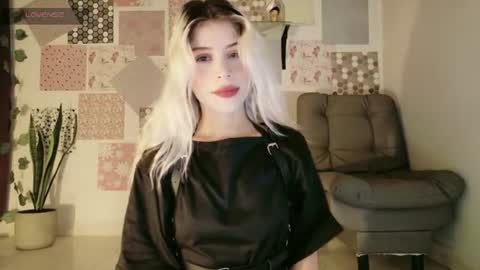 Snapshot of luckysapphire777 chatting on June 12, 2026, 12:04 pm luckysapphire777 online show from June 12, 2026, 12:04 pm