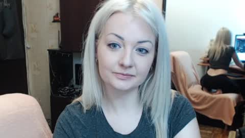 LuckyShot online show from February 25, 2026, 3:54 pm