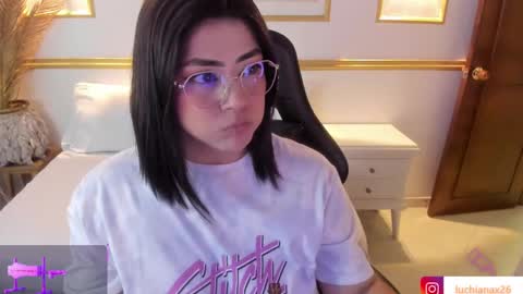 Snapshot of lucy266_ chatting on March 5, 2025, 8:32 am lucy online show from March 5, 2025, 8:32 am