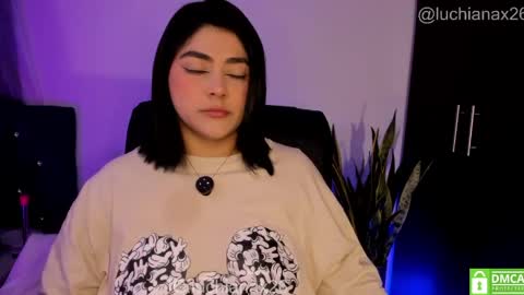 lucy online show from June 3, 2026, 2:25 am