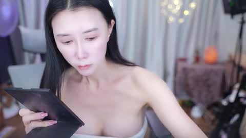 Lucy online show from January 14, 2026, 1:55 am