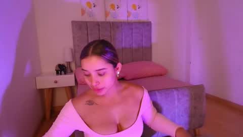 lucy online show from April 1, 2026, 3:40 am