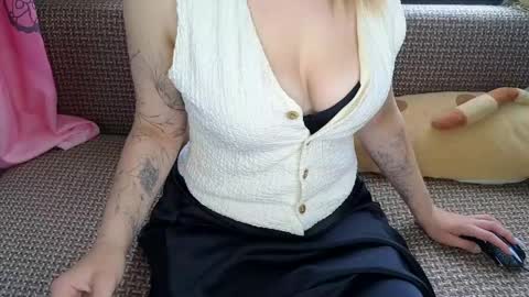 Lucy online show from May 17, 2026, 3:15 am